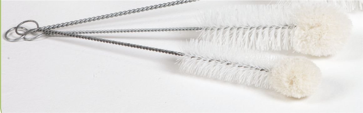 Cepillo Limpia Bebederos Grande 7X38CM.