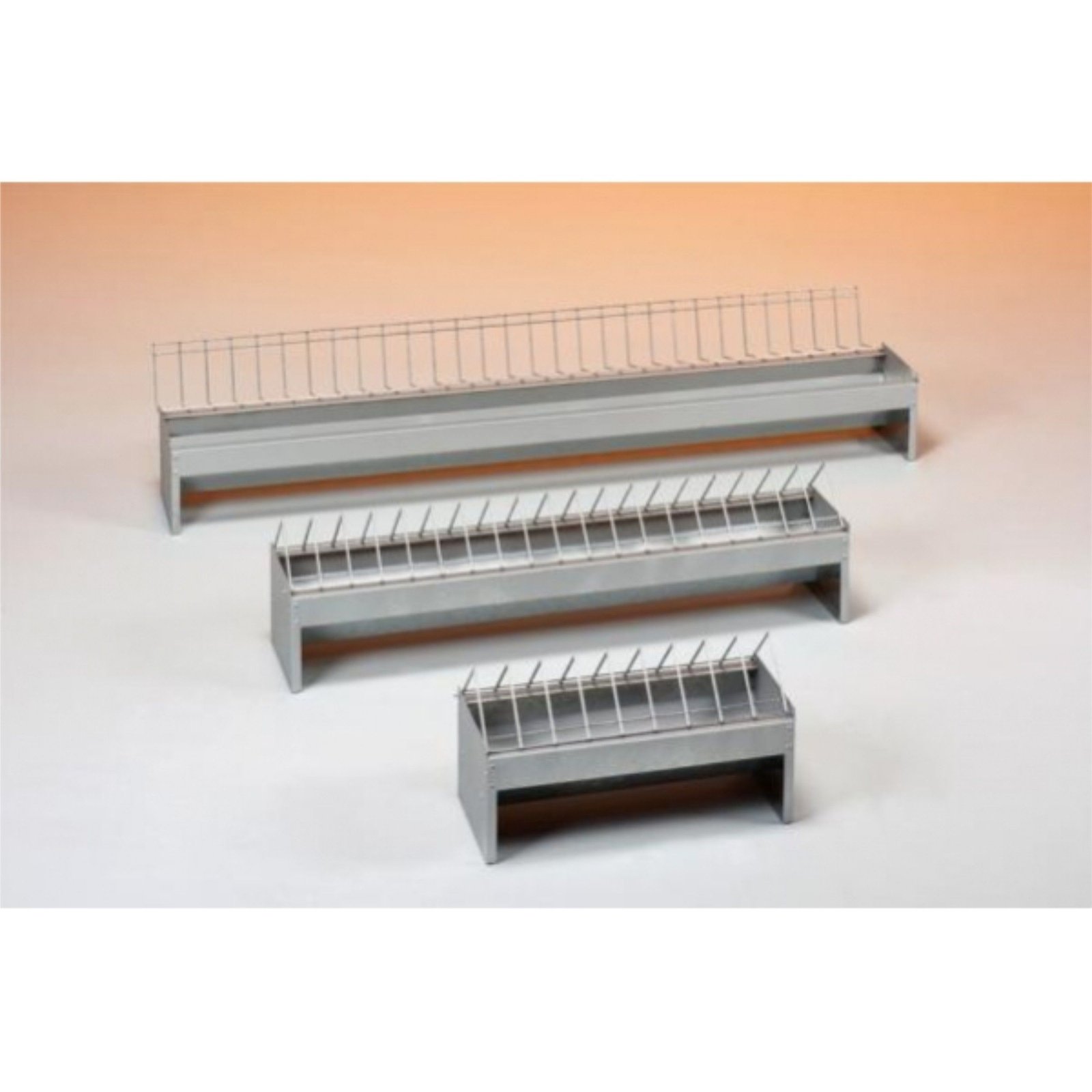 Comedero Pollos 1MT.GRAN Capacidad